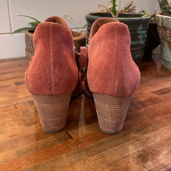 Frye Boots - Picture 5 of 8